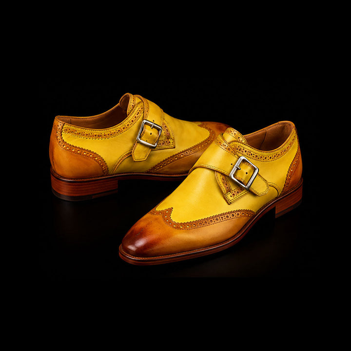 Zweifarbige Herren-Lederschuhe mit einfacher Schnalle und Brogue-Details