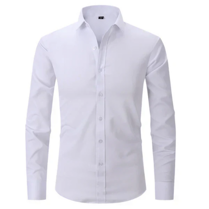 Chemise ajustée pour homme Jacques, tendance et intemporelle, en blanc avec des boutons assortis et une coupe moderne, idéale pour un look élégant et raffiné.
