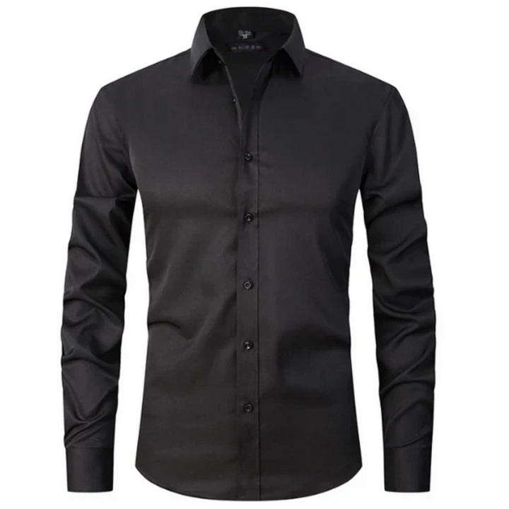 Chemise ajustée pour homme Jacques, tendance et élégante, en noir avec des boutons assortis et une coupe moderne, idéale pour un look chic et sophistiqué.