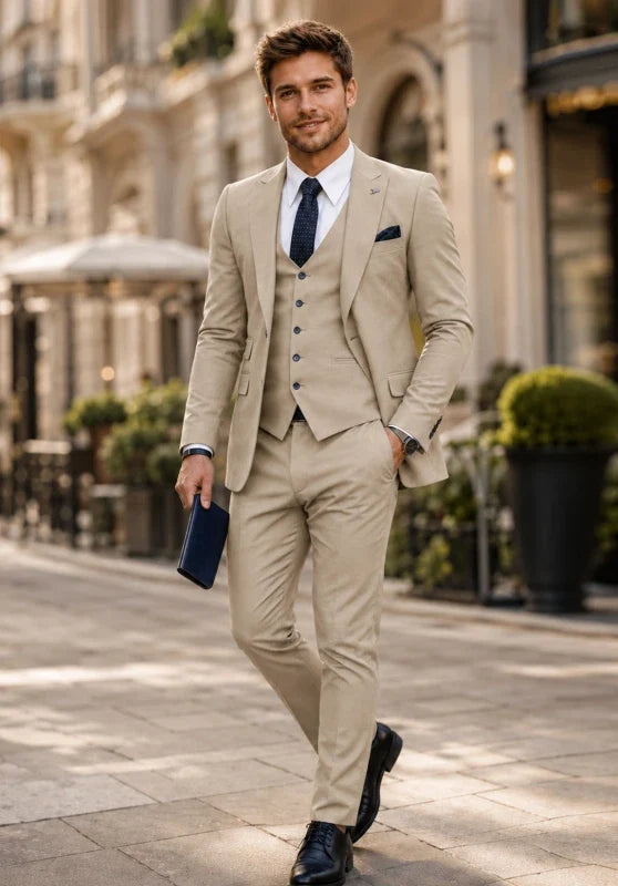 Costume Trois Pièces Homme Coupe Slim avec Col Notch et Gilet Quatre Boutons