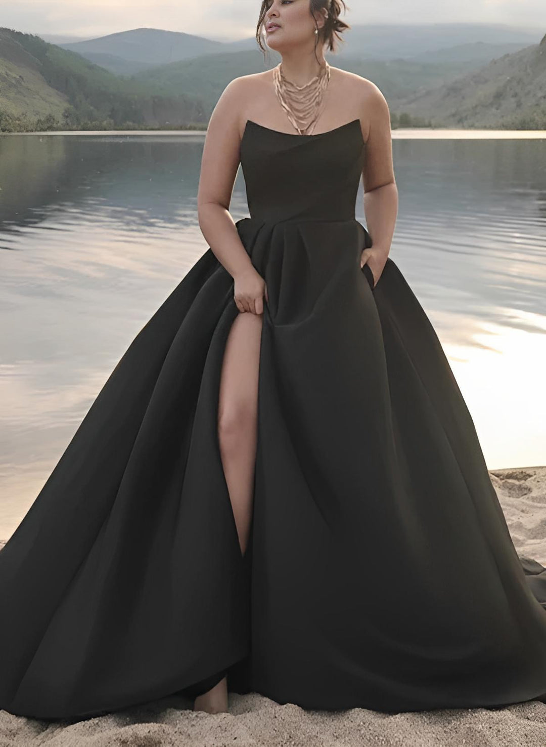 Robe De Mariée Pour Invitée Noire Plissée Sans Bretelles Pour Femme | Maxi