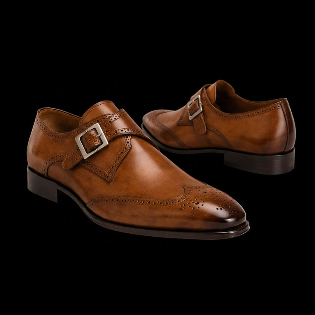 Herren-Monks mit einfacher Schnalle aus Leder mit Brogue-Details
