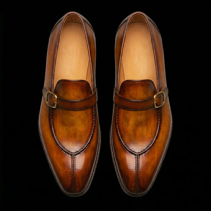 Herren-Loafer aus patiniertem Leder mit einfacher Schnalle und Schnallenverschluss