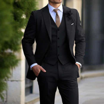 Costume Trois Pièces Invité À Un Mariage Pour Homme | Classique
