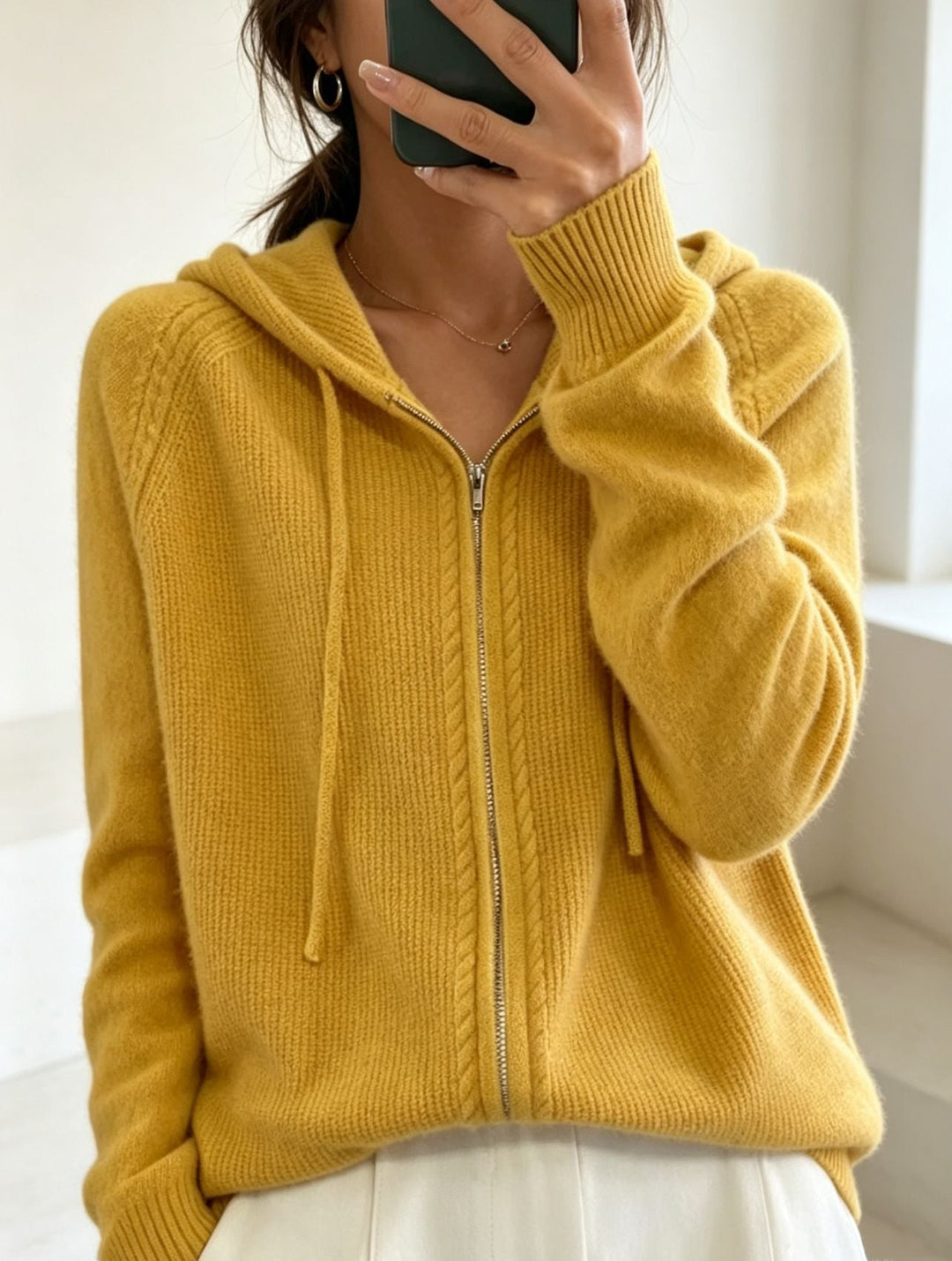 Cardigan donna in maglia con cappuccio – con zip e bordi a coste