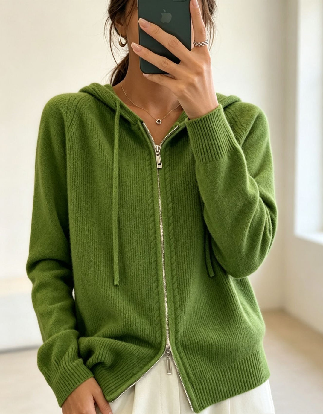 Cardigan donna in maglia con cappuccio – con zip e bordi a coste