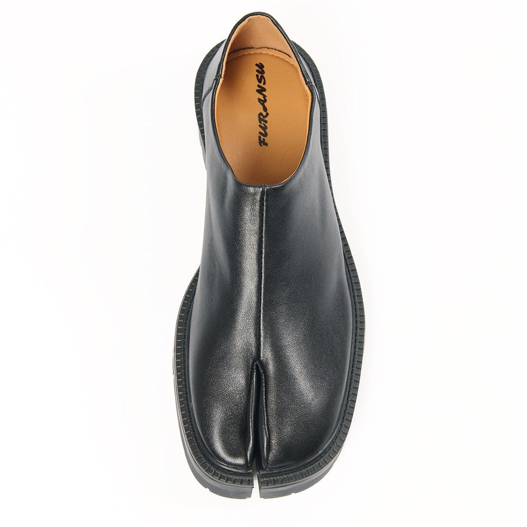 Unisex Slip-On Leather Tabi Shoes with Split Toe and Chunky Sole