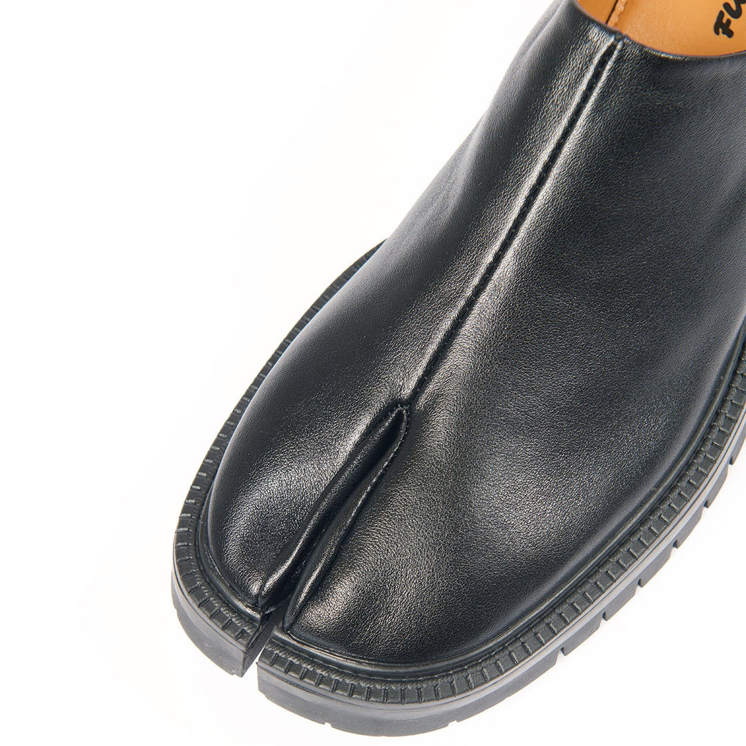 Unisex Slip-On Leather Tabi Shoes with Split Toe and Chunky Sole