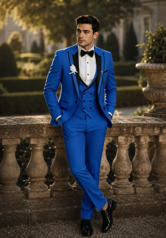 Costume Trois Pièces Homme Coupe Slim avec Col Peak et Gilet Croisé