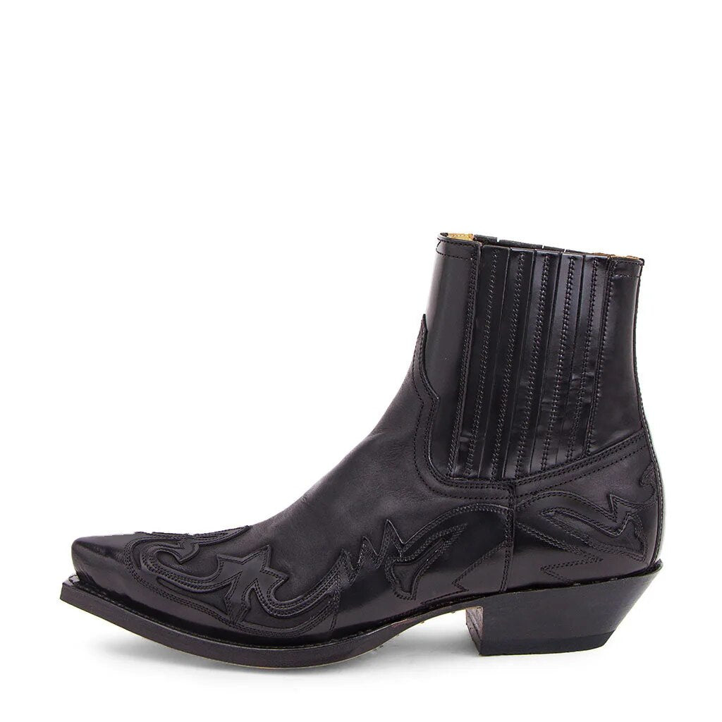Bottes Western pour homme Rainier, en cuir noir avec des détails brodés élégants, un design moderne et un talon bloc, parfaites pour un look tendance et audacieux.
