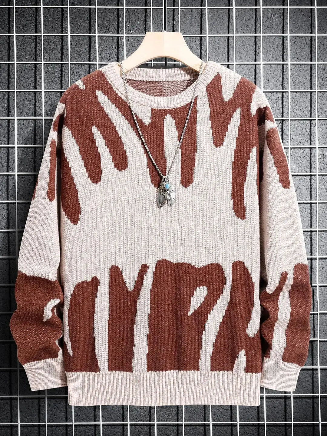 Herrenpullover mit Rundhalsausschnitt, abstraktem Muster und kontrastierendem Strick