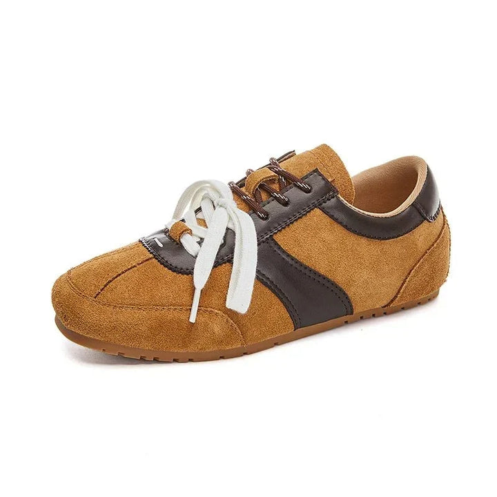 Women's Low-Top Leopard-Print Sneakers With Laces and Contrast Stripe