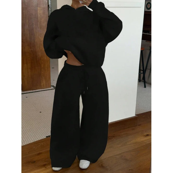 Damen-Trainingsanzug mit kurzem Kapuzenpullover und Hose mit weitem Bein und Taschen