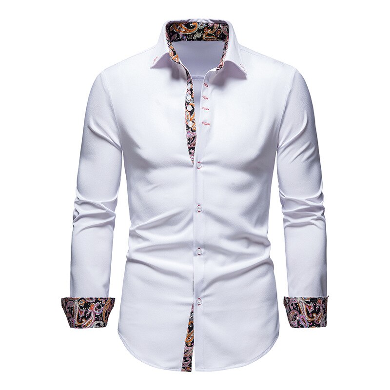 Chemise d’été homme Serge tendance blanche à manches longues, coupe ajustée avec boutons blancs et détails imprimés colorés à l’intérieur du col, de la patte et des poignets, présentée sur fond blanc.