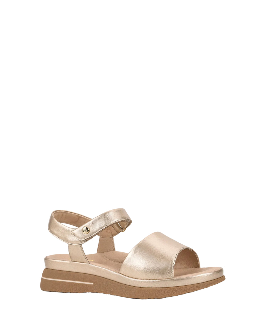 Ces sandales pour femmes à l'aspect métallisé offrent un design moderne et élégant. Elles disposent d'une semelle épaisse pour plus de confort, avec une sangle ajustable à la cheville pour un maintien optimal. Parfaites pour un look stylé et confortable pendant les journées ensoleillées.
