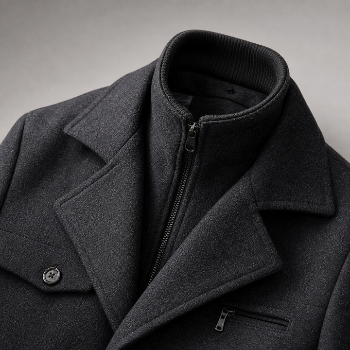 Cappotto da uomo in misto lana con doppio colletto e chiusura con bottoni