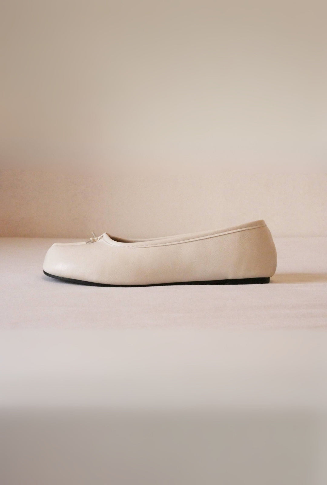 Women's Split-Toe Vegan Leather Ballet Flats with Bow Detail