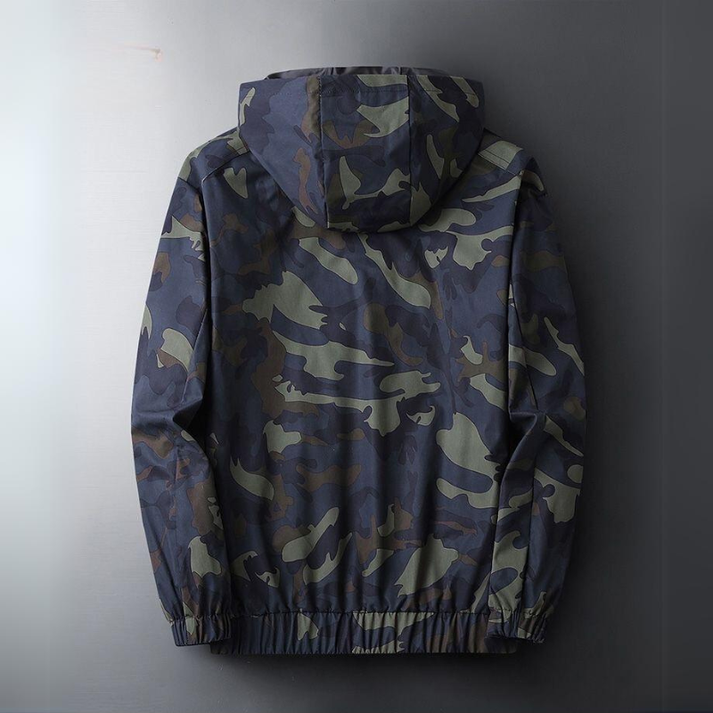 Men's Lightweight Camouflage Jacket with Hood and Zip Closure
