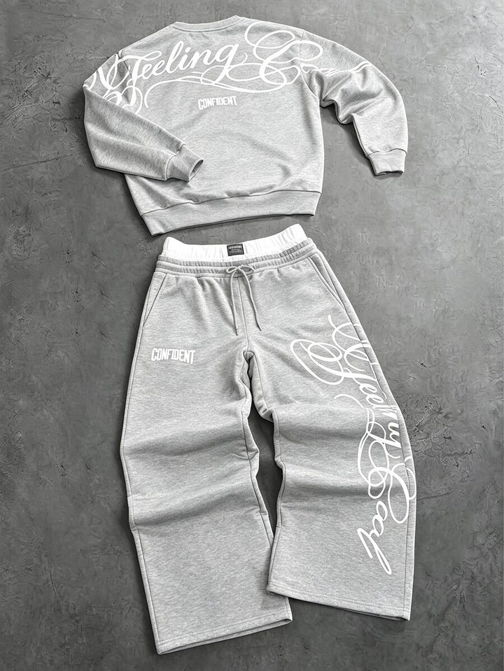 Herren-Trainingsanzug mit Rundhalsausschnitt, Gothic-Print und weiter Hose