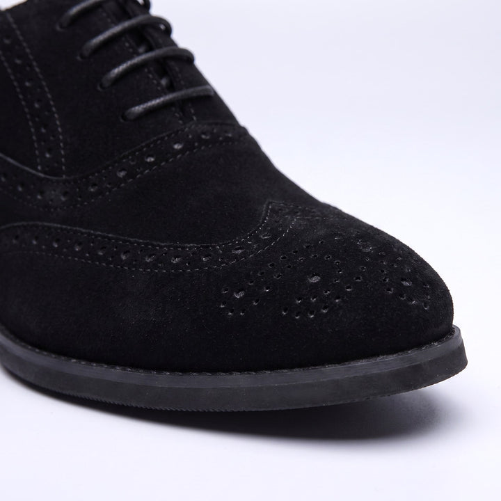 Scarpe Oxford da uomo in camoscio con dettagli brogue e lacci