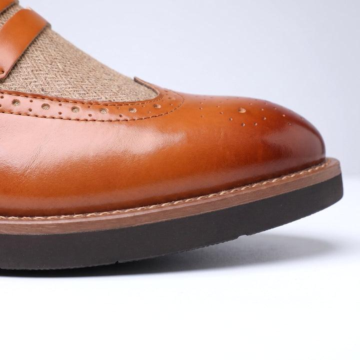 Herren-Loafer aus Leder mit Brogue-Details und Schlupfdesign