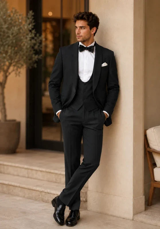Costume Trois Pièces Homme Coupe Classique avec Col Notch en Satin et Gilet Cinq Boutons