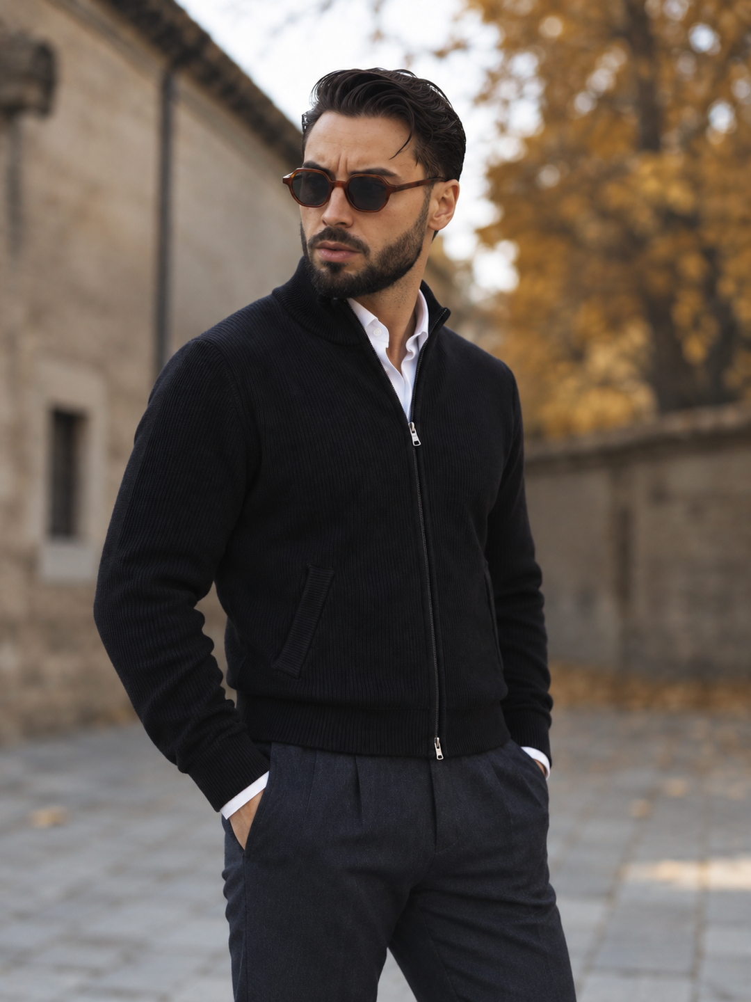 Maglione da uomo in maglia fine con zip integrale, collo rialzato e bordi a coste