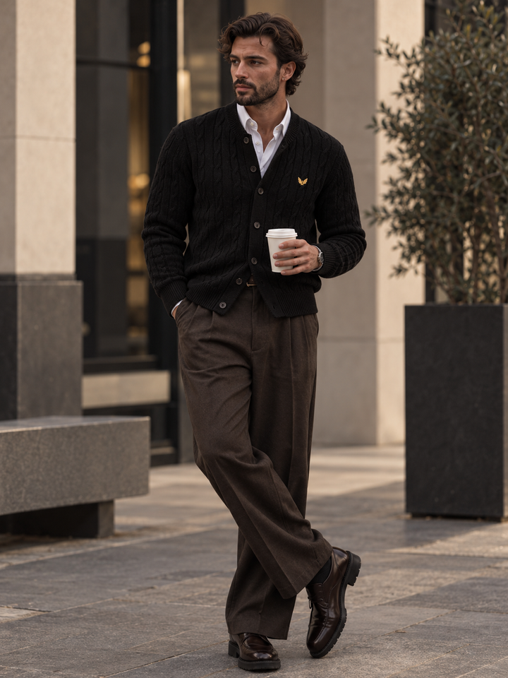 Cardigan da uomo abbottonato in maglia intrecciata