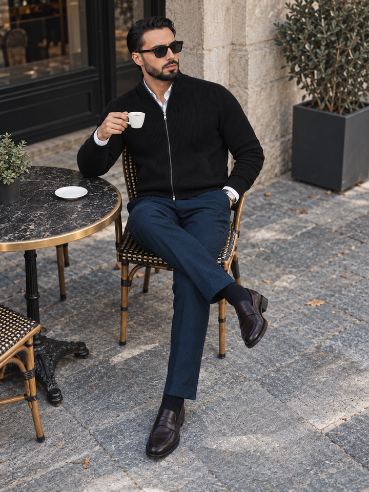 Maglione da uomo in maglia fine con zip integrale, collo rialzato e bordi a coste
