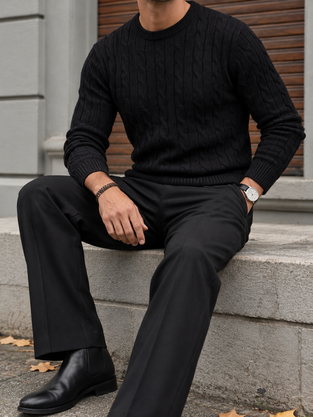Maglione da uomo in maglia a trecce con girocollo e bordi a coste