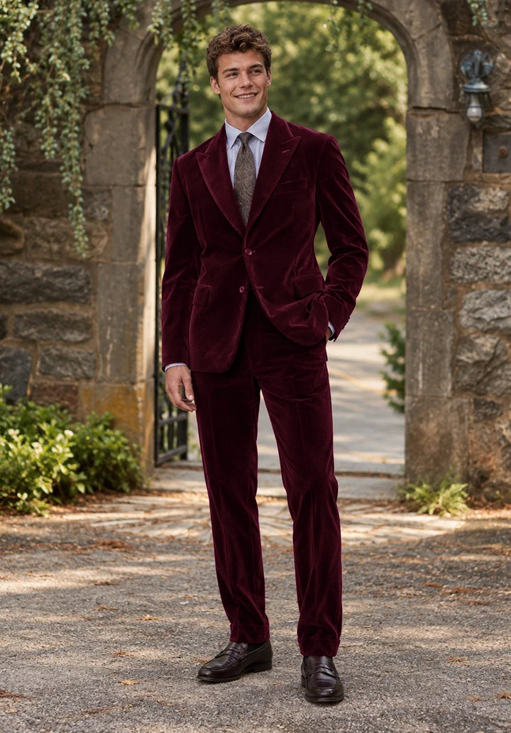 Costume Deux Pièces Homme Coupe Classique en Velours avec Col Peak et Deux Boutons