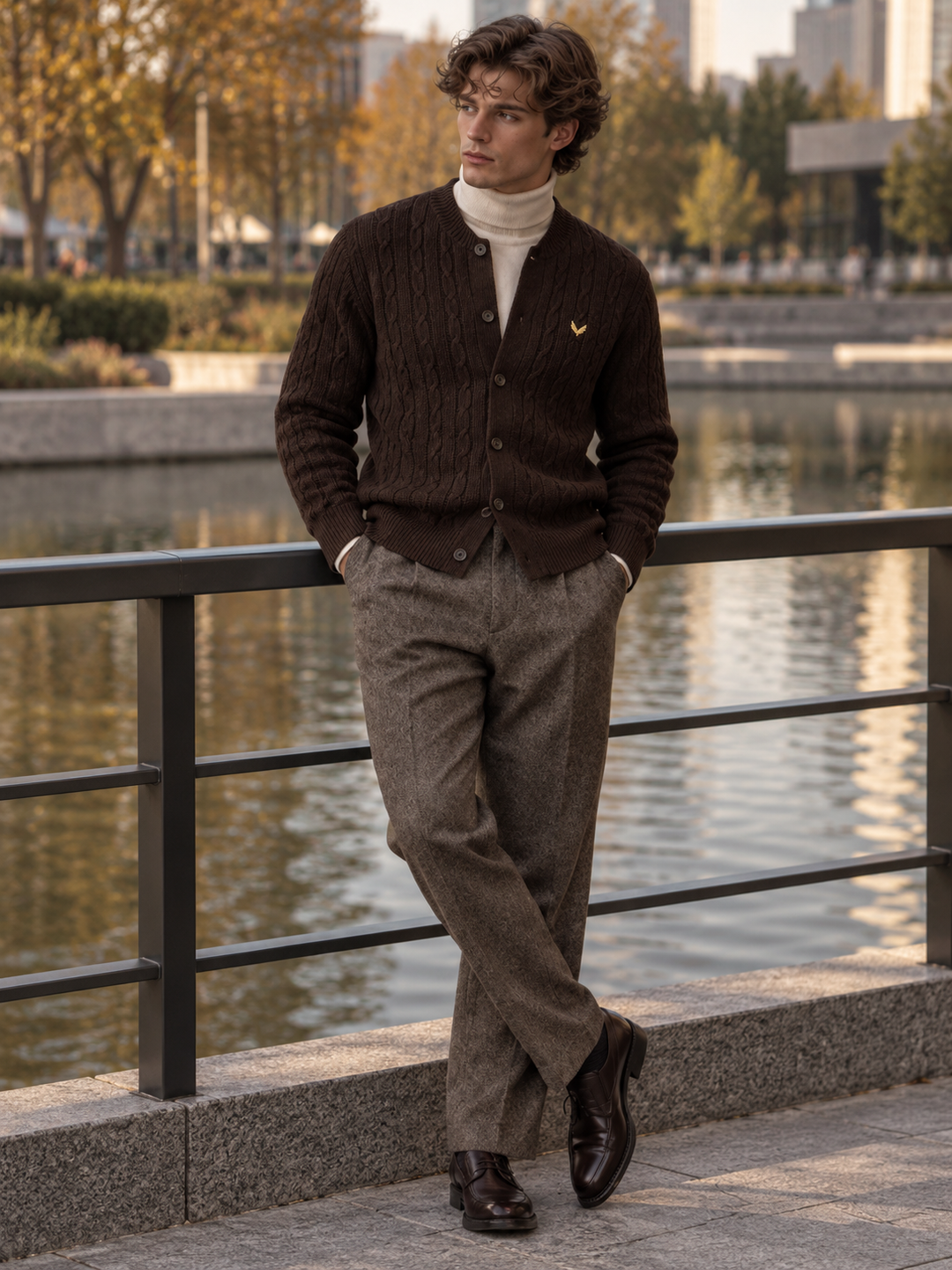 Cardigan da uomo abbottonato in maglia intrecciata