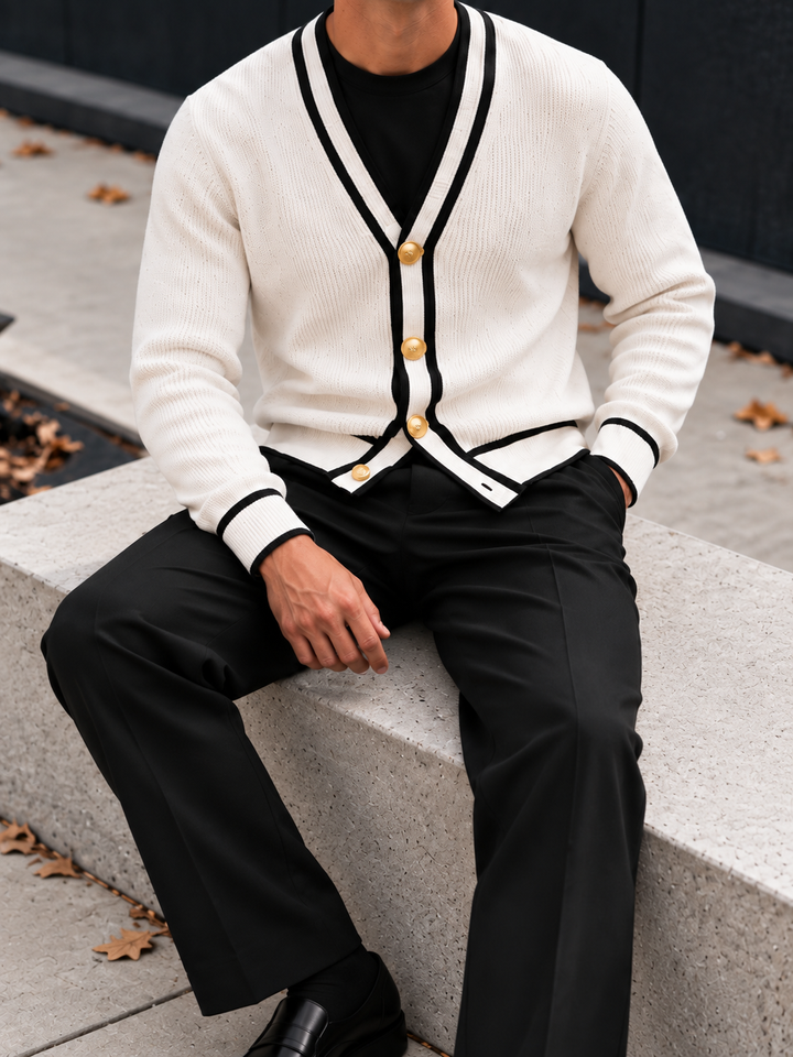 Cardigan Homme Col V Côtelé Avec Bordure Contrastante Et Boutons Dorés