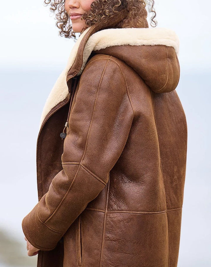 Veste en Cuir d'Agneau Véritable pour Femme Marron avec Capuche et Col en Fausse Fourrure