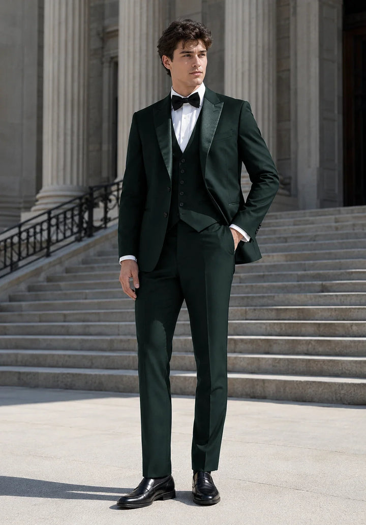 Costume Trois Pièces Homme Coupe Regular avec Col Peak en Satin et Gilet Boutonné