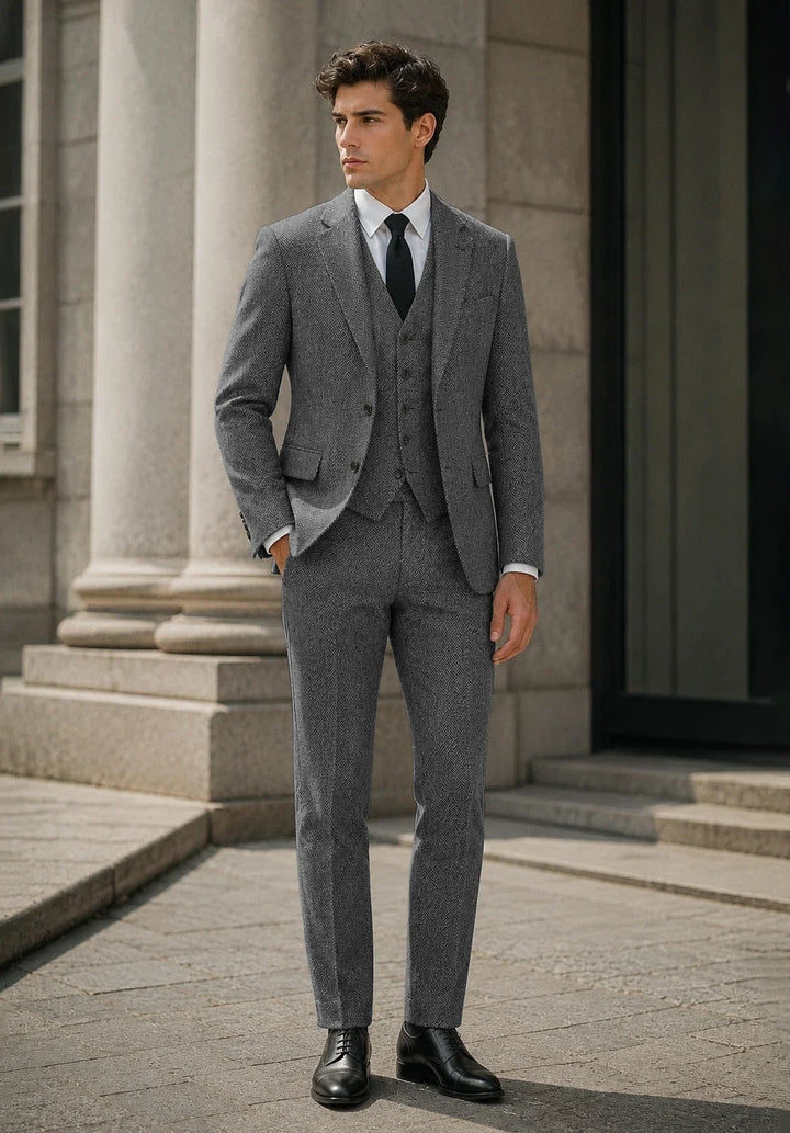 Costume Trois Pièces Homme Coupe Slim en Chevrons avec Col Notch et Gilet Cinq Boutons