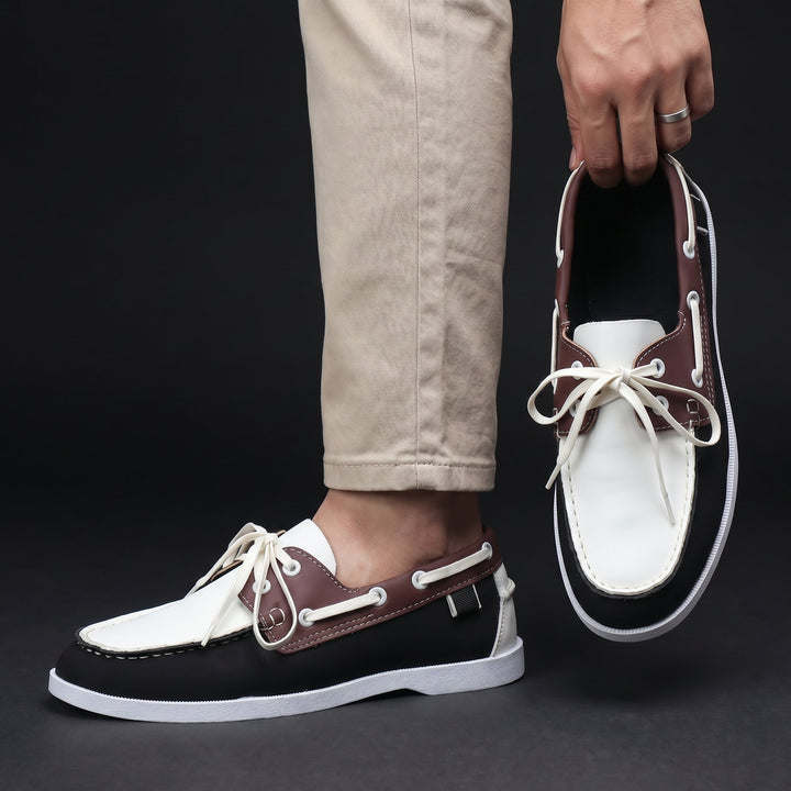 Men's two-tone leather boat shoes with laces and metal eyelets