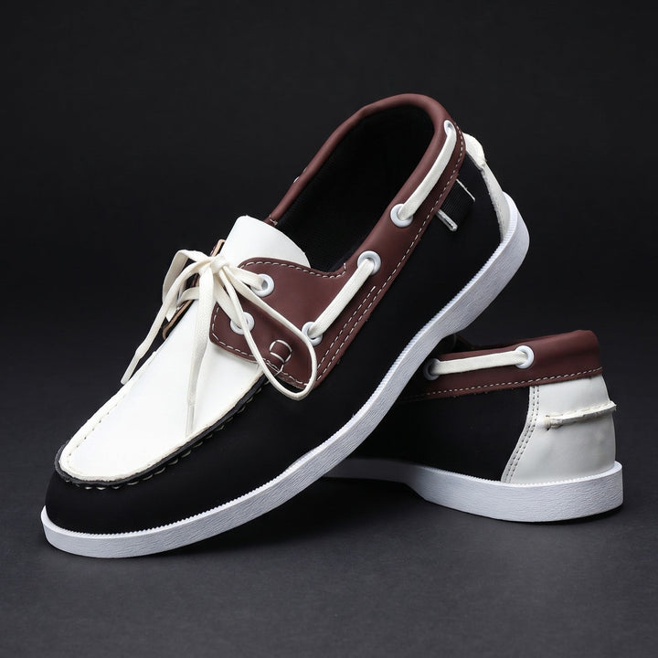 Men's two-tone leather boat shoes with laces and metal eyelets