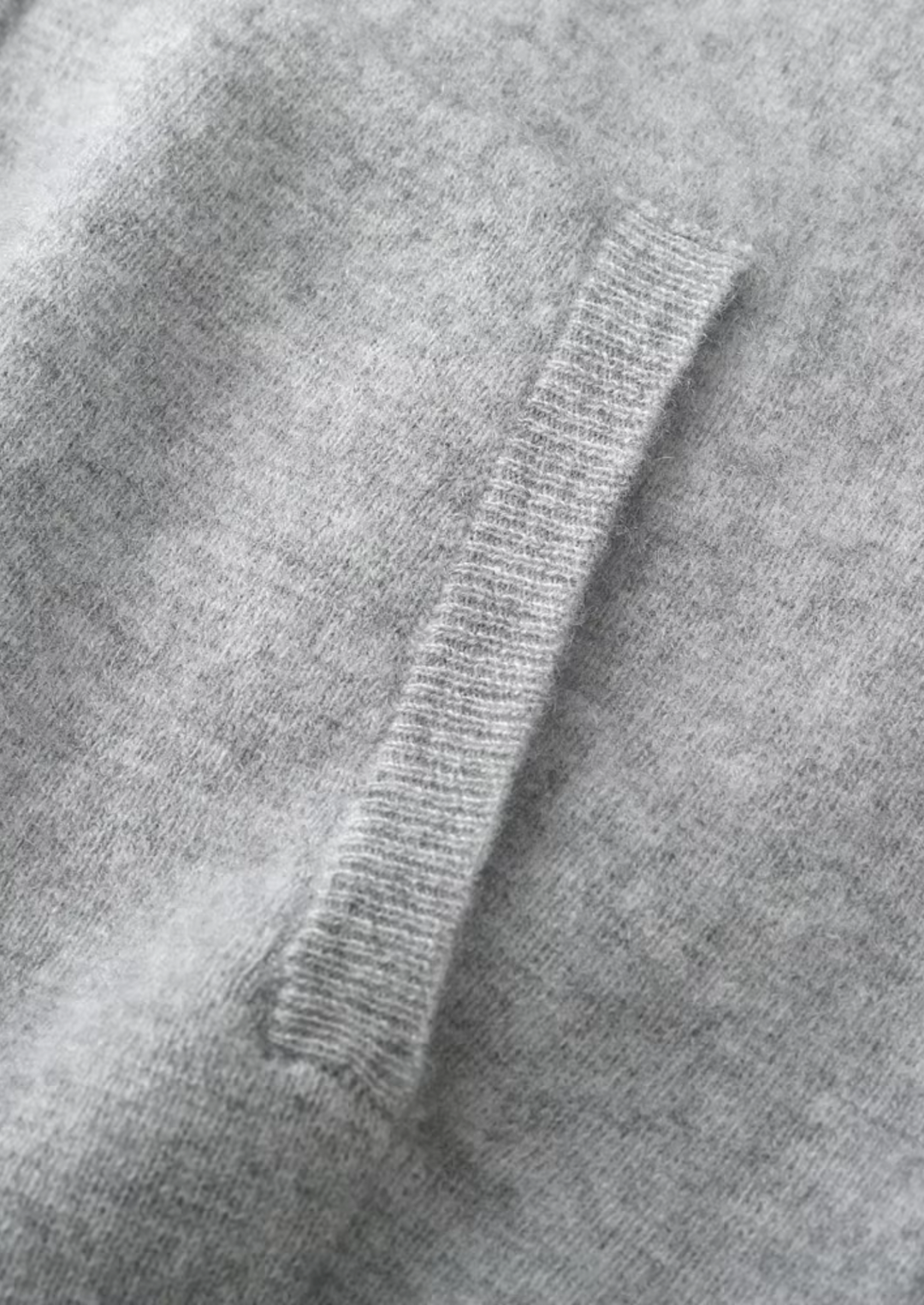 Completo da uomo in maglia a due pezzi - Cardigan con cappuccio e pantaloni con coulisse