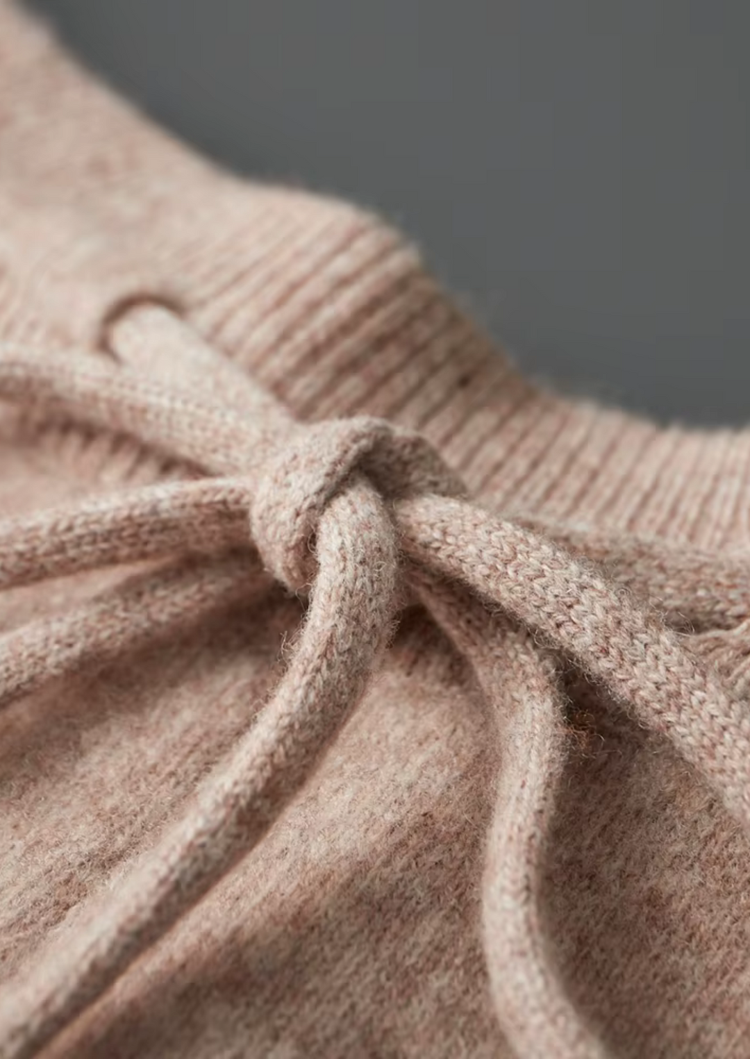Ensemble en Maille Homme – Cardigan Zippé & Pantalon Fusé à Finitions Contrastées