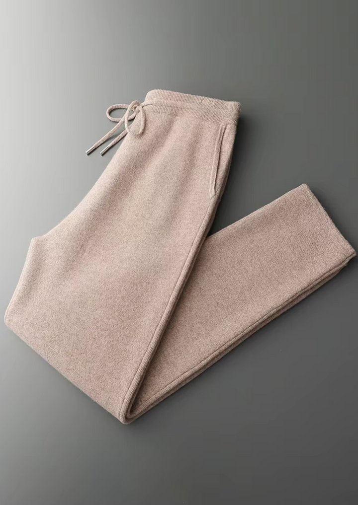 Ensemble en Maille Homme – Cardigan Zippé & Pantalon Fusé à Finitions Contrastées