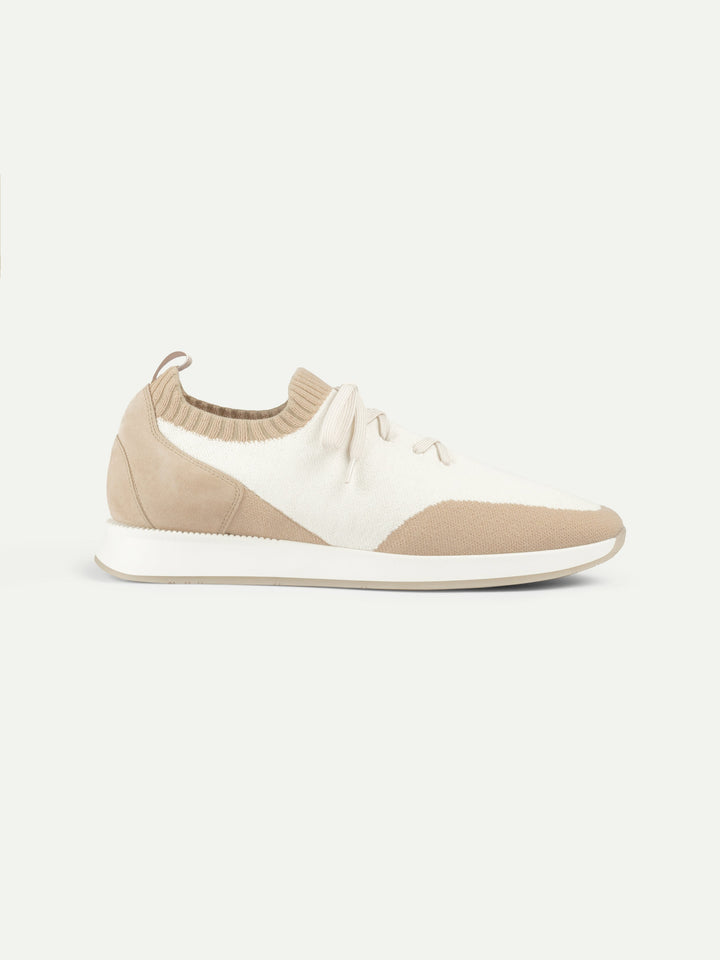 Sneakers da uomo in mesh - punta in camoscio e suola bianca
