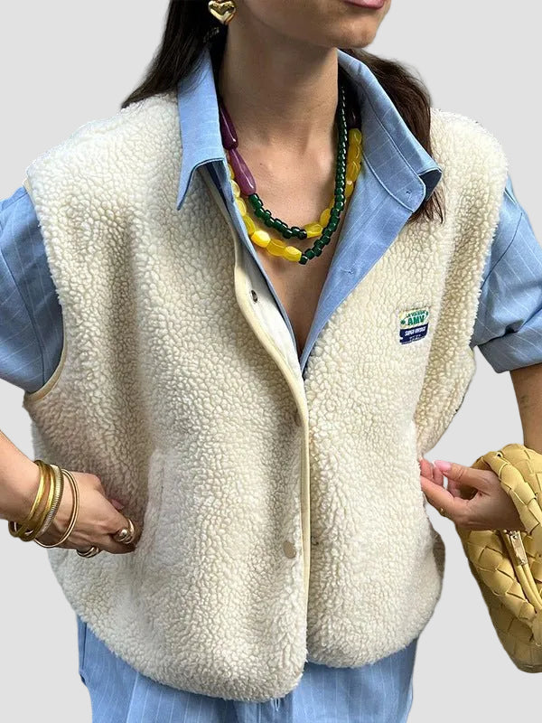 Gilet Femme en Laine d’Agneau Boutonné