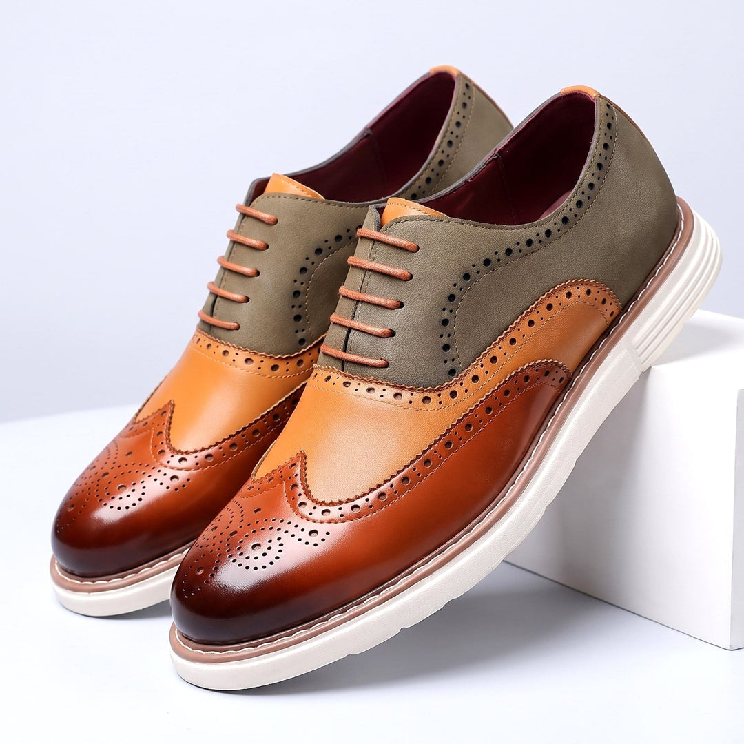 Chaussures Oxford Homme en Cuir Bicolore avec Détail Brogue et Semelle Épaisse