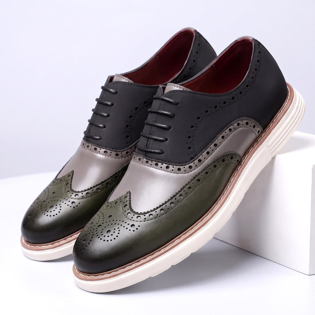 Chaussures Oxford Homme en Cuir Bicolore avec Détail Brogue et Semelle Épaisse