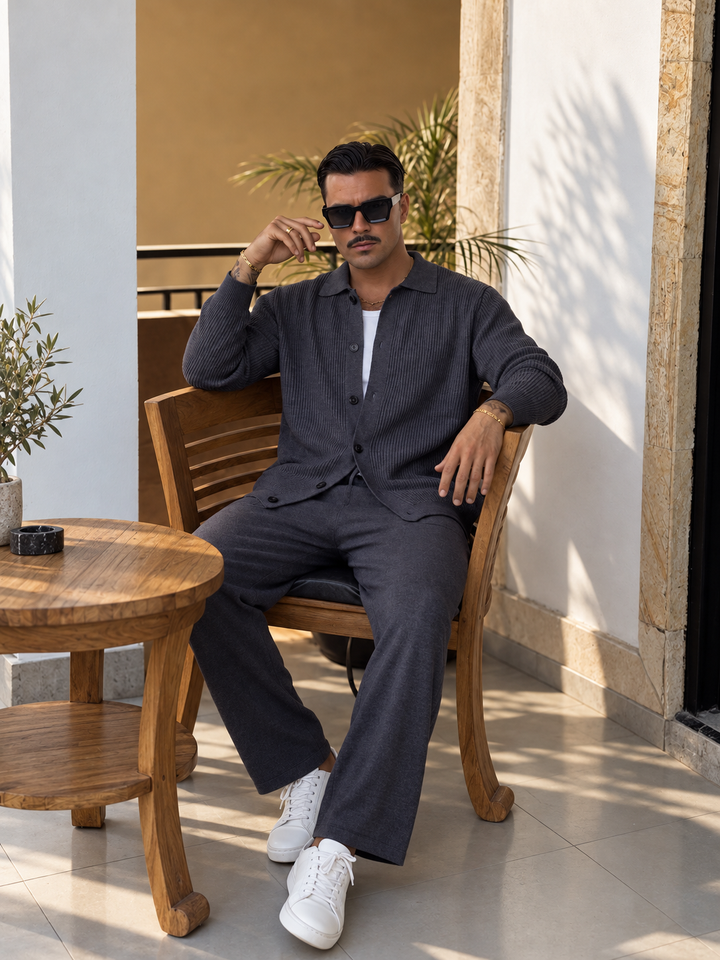 Ensemble Maille Homme Veste Boutonnée Col Côtelé Et Pantalon Droit