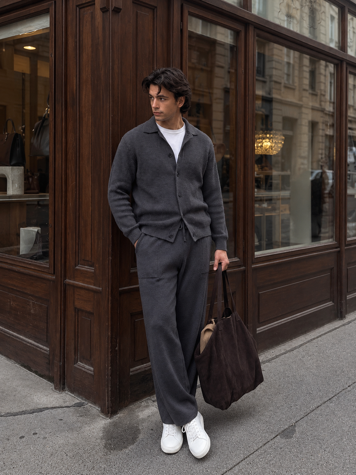 Ensemble Maille Homme Veste Boutonnée Col Côtelé Et Pantalon Droit