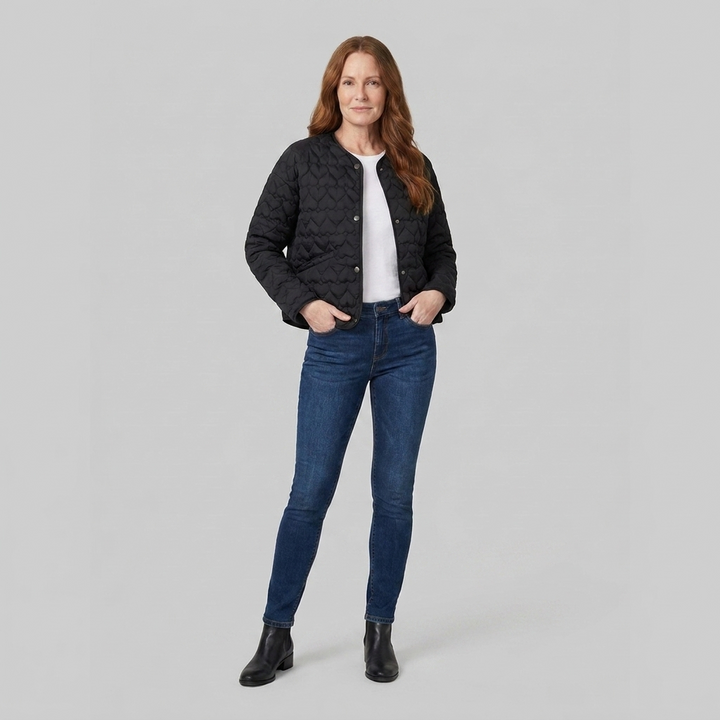 Women's Lightweight Quilted Collarless Jacket with Heart Pattern and Snap Fastening