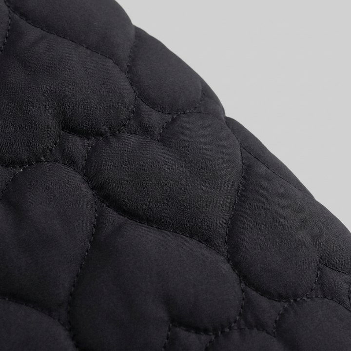 Women's Lightweight Quilted Collarless Jacket with Heart Pattern and Snap Fastening