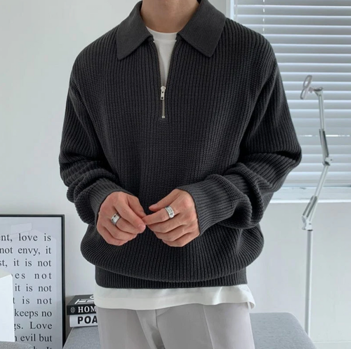 Klassischer Pullover mit Reißverschlusskragen